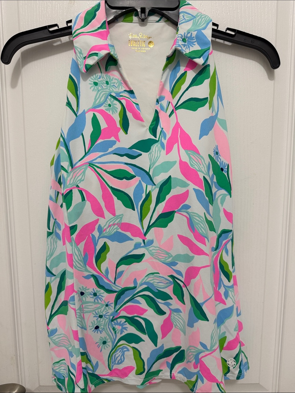 Lilly Pulitzer Vibrant Pink, Green & Blue Leaf-Print Luxletic Sleeveless Sz XS